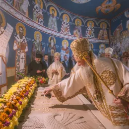 Света Архијерејска Литургија и петогодишњи помен блаженопочившем Митрополиту  Амфилохију