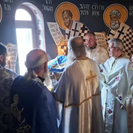 Света Литургија и помен припадницима Вучедолске бригаде у манастиру Косијерево