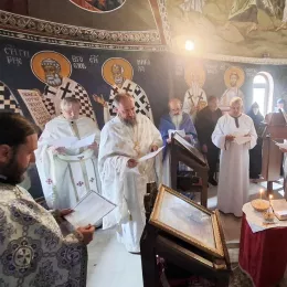 Света Литургија и помен припадницима Вучедолске бригаде у манастиру Косијерево