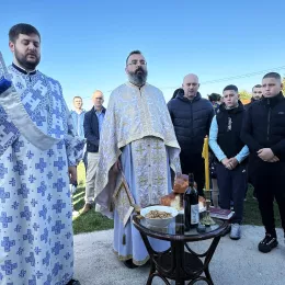 Слава храма Светог Апостола Томе на Моштаници