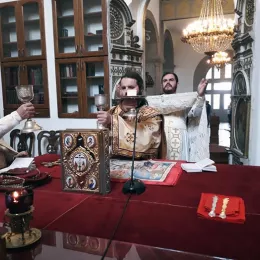 На Аранђеловдан служена Литургија у никшићкој Саборној цркви