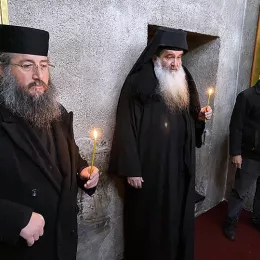 Помен новопрестављеном Патријарху Иринеју у Ђурђевим Ступовима 