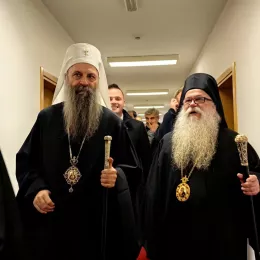 Патријарх Порфирије посетио Православни богословски факултет у Фочи