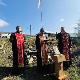 Молебан на празник Светих Сергија и Вакха служен у селу Срђевац