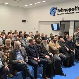 Обиљежено четрдесет година стваралаштва Милутина Мићовића