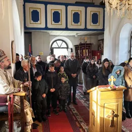 Храм Светог Апостола и Јеванђелисте Матеја на Вилусима прославио своју храмовну славу