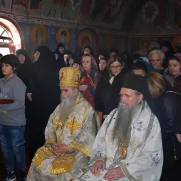 Митрополит Амфилохије у манастиру Жупа никшићка прославио имендан