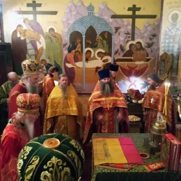 Епископ Јоаникије богослужио у храму Светог Николаја Мирликијског РПЗЦ у Франкфурту