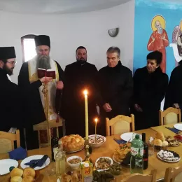 Епископ Јоаникије служио у манастиру Калудра