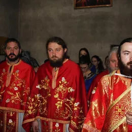 Епископ Јоаникије богослужио у Ђурђевим Ступовима