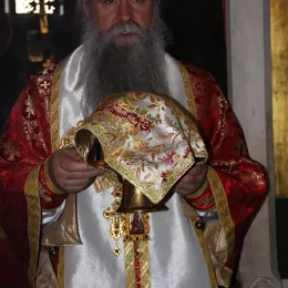 Епископ Јоаникије богослужио у Ђурђевим Ступовима