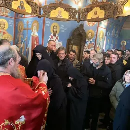 Свету Архијерејску Литургију, на празник Ваведења Пресвете Богородице, у сриједу 4. децембра 2019, служио је Његово Преосвештенство Епископ будимљанско-никшићки Г. Јоаникије са свештенством и монаштвом Епархије.  Сабранима се архипастирском бесједом обратио Преосвећени Епископ Јоаникије, честитајући данашњи велики празник и храмовну славу Манастира.  Владика је казао да су Пресвету Богородицу Њени родитељи примили као дар од Бога, јер су је добили у поодмаклим годинама, и одлучили су да је посвете на службу