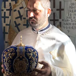 Свету Архијерејску Литургију, на празник Ваведења Пресвете Богородице, у сриједу 4. децембра 2019, служио је Његово Преосвештенство Епископ будимљанско-никшићки Г. Јоаникије са свештенством и монаштвом Епархије.  Сабранима се архипастирском бесједом обратио Преосвећени Епископ Јоаникије, честитајући данашњи велики празник и храмовну славу Манастира.  Владика је казао да су Пресвету Богородицу Њени родитељи примили као дар од Бога, јер су је добили у поодмаклим годинама, и одлучили су да је посвете на службу