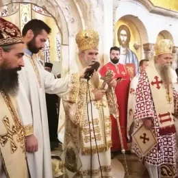 Митрополит Амфилохије на Литургији у саборном храму