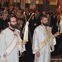 Митрополит Амфилохије на Литургији у саборном храму