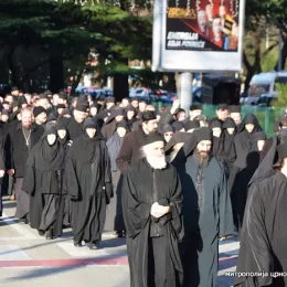 Митрополит Амфилохије пред Скупштином Црне Горе: Нећемо законе који озакоњују безакоње