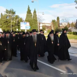 Митрополит Амфилохије пред Скупштином Црне Горе: Нећемо законе који озакоњују безакоње