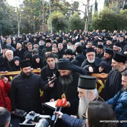 Митрополит Амфилохије пред Скупштином Црне Горе: Нећемо законе који озакоњују безакоње
