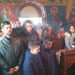 Света Литургија у Страшевини