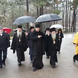 Мошти Светог Василија у саборном храму у Никшићу