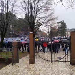 Почео црквено народни-сабор у Никшићу, Литургију служи Митрополит Амфилохије са осам Епископа