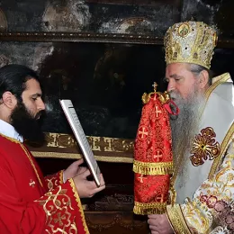 Владика Јоаникије у Горњем Острогу