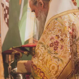 Владика Јоаникије у саборном храму у Подгорици