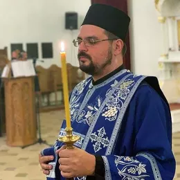 Научници, свештеници, полицајци