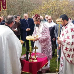 Молитвено прослављен Свети апостол и јеванђелист Матеј у храму на Вилусима