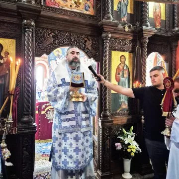 Архијерејска Литургија и слава манастира Косијерево