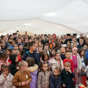 Патријарх српски Порфирије служио чин освећења храма Свете браће Кирила и Методија у Марибору