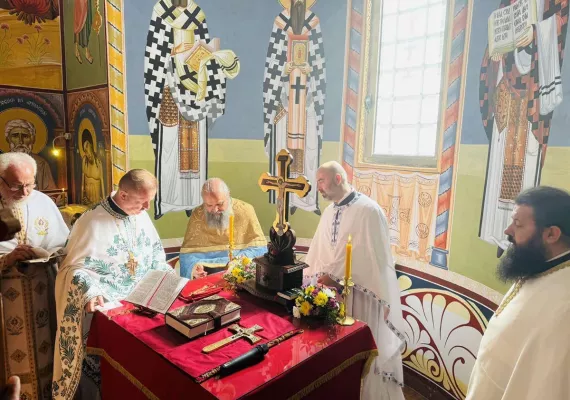 На Васкршњи уторак Епископ Методије богослужио у Његњеву