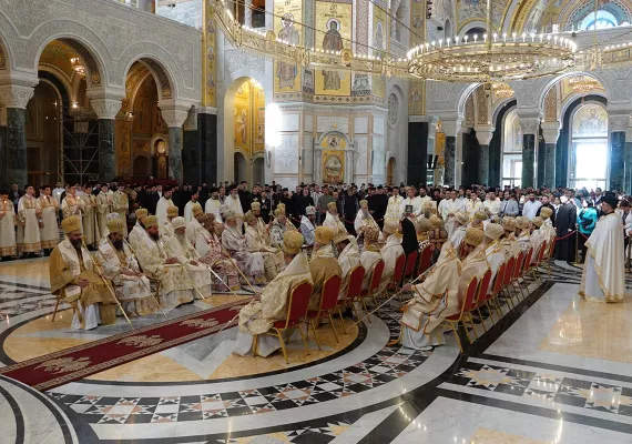 Молитвени почетак Светог Архијерејског Сабора