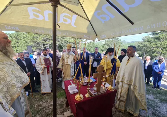 На Граховцу молитвено прослављен празник Вазнесења Господњег