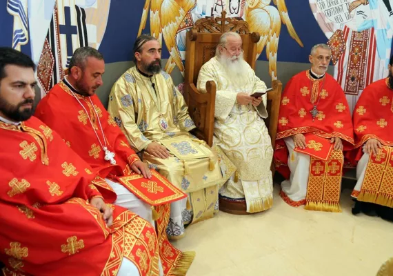 ОСВЕШТАН ХРАМ СВЕТОГ ОЦА ВАРНАВЕ НА ВРАЊЕШУ У ИСТОЧНОМ НОВОМ САРАЈЕВУ