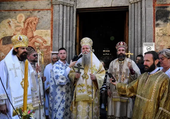Литургијски прослављен јубилеј 450 година обнове манастира Мораче