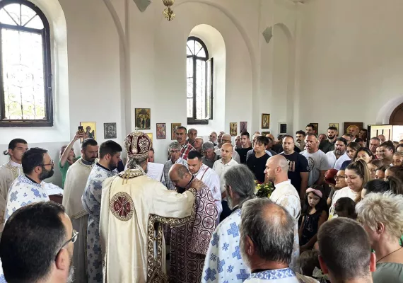 Рукоположење у храму Светог Николе, у никшићком насељу Драгова Лука