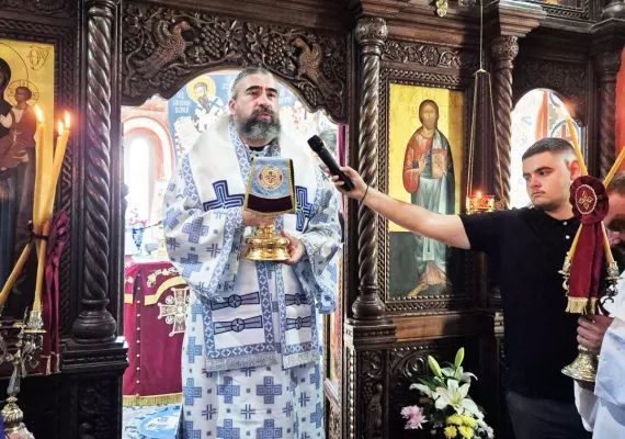 Архијерејска Литургија и слава манастира Косијерево