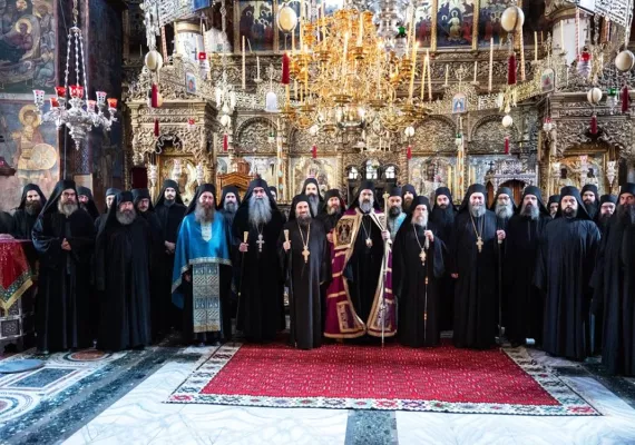 Манастир Хиландар прославио 35. година од повратка општежића