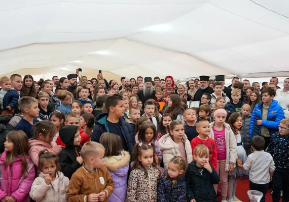 Патријарх српски Порфирије служио чин освећења храма Свете браће Кирила и Методија у Марибору