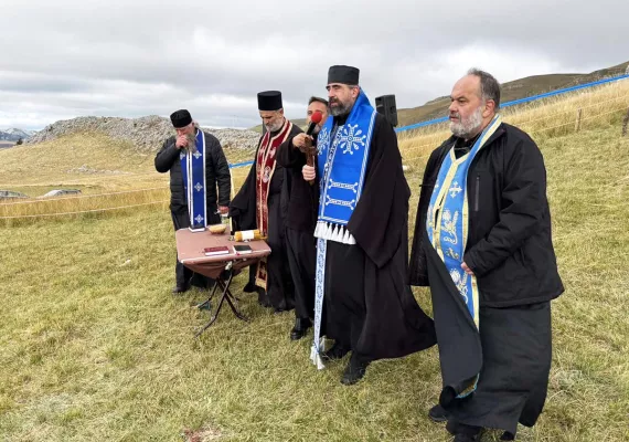 Служен парастос страдалима на Крнову