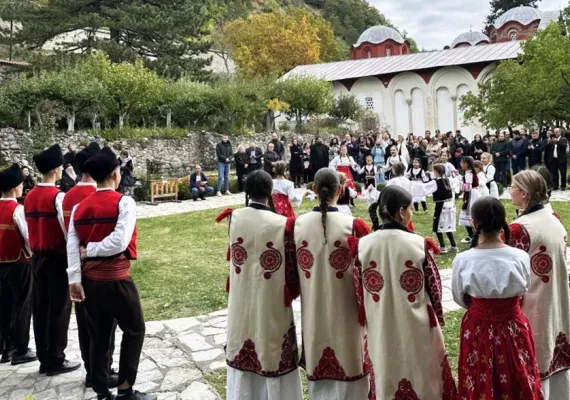 У Пећкој Патријаршији прослављена слава – празник Покрова Пресвете Богородице