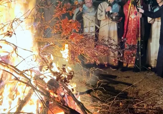 Владика Пајсије у Никшићу: Наздравље Бадње вече у радости да дочекамо сјутрашње Рођење Христово